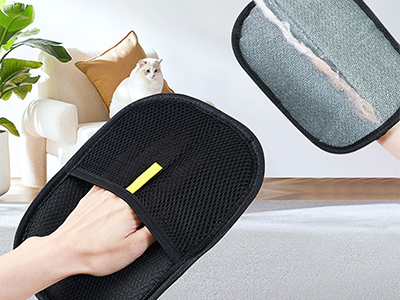 перчатка для чистки диванов ковров от пуха и шерсти